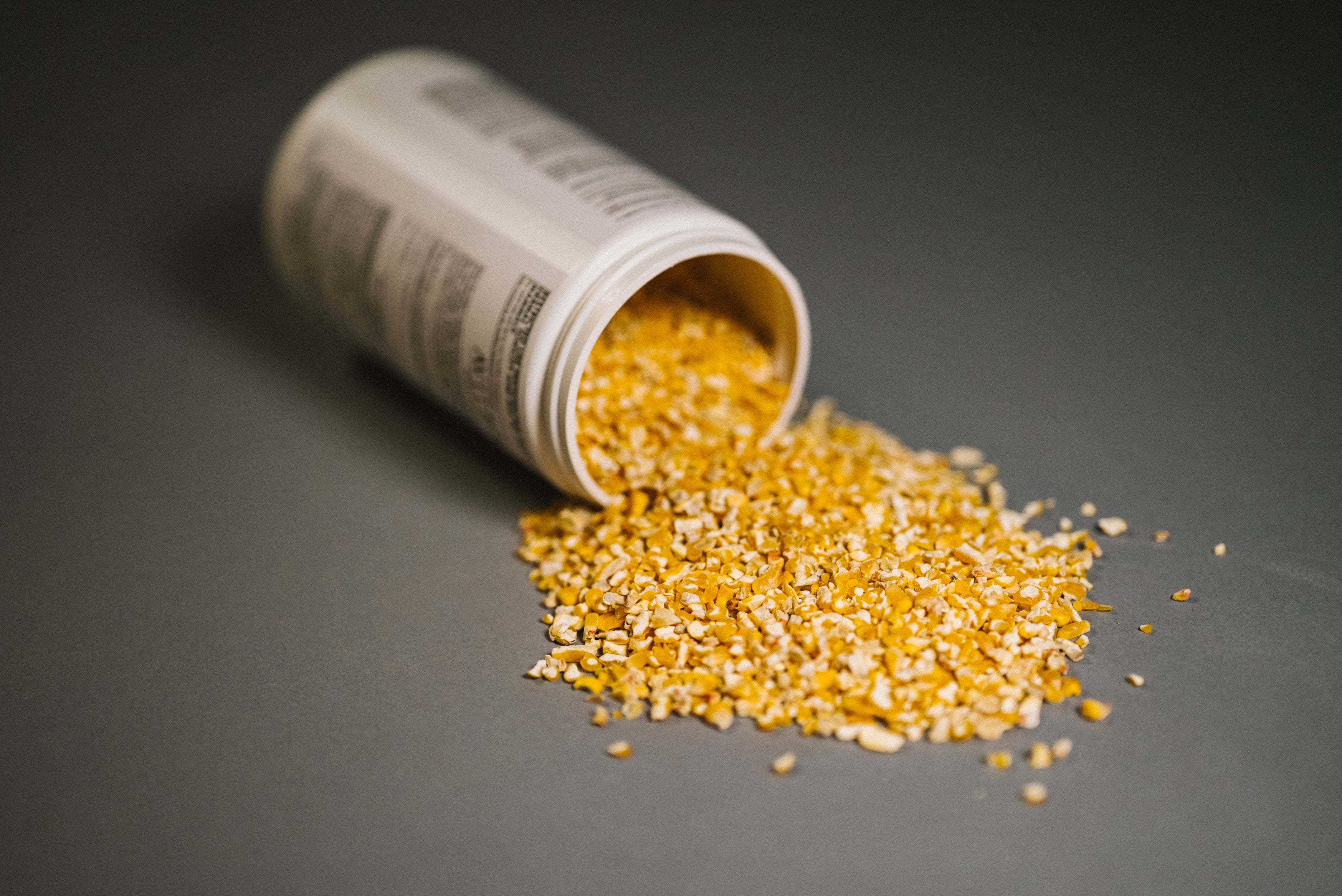 Avitrol Medium Corn Chops (11649-6)
